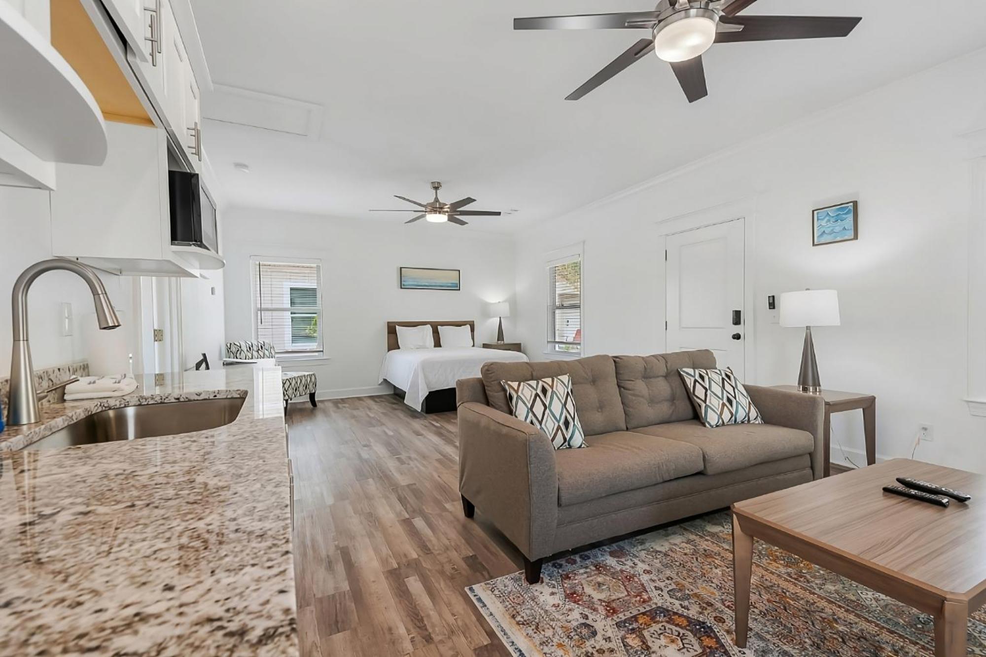 St James Bay Golf & Pickleball Resort Big Blackjack Landing Room photo